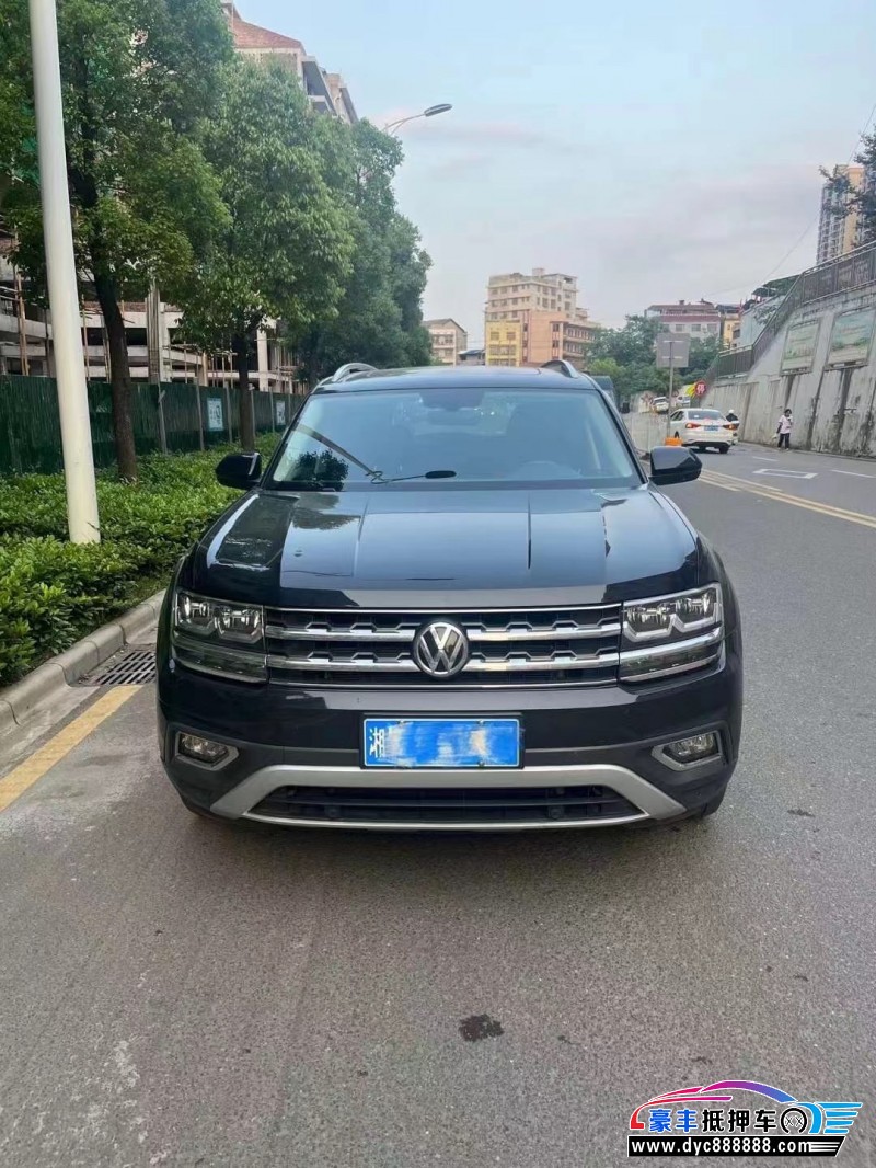 20年大众途昂轿车抵押车出售