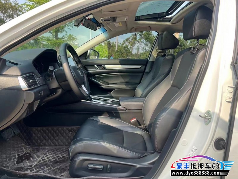 21年本田雅阁轿车抵押车出售