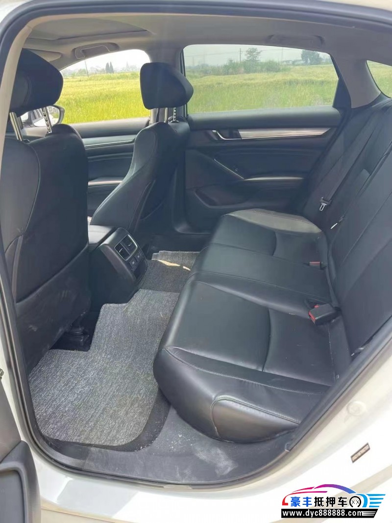 22年本田雅阁轿车抵押车出售