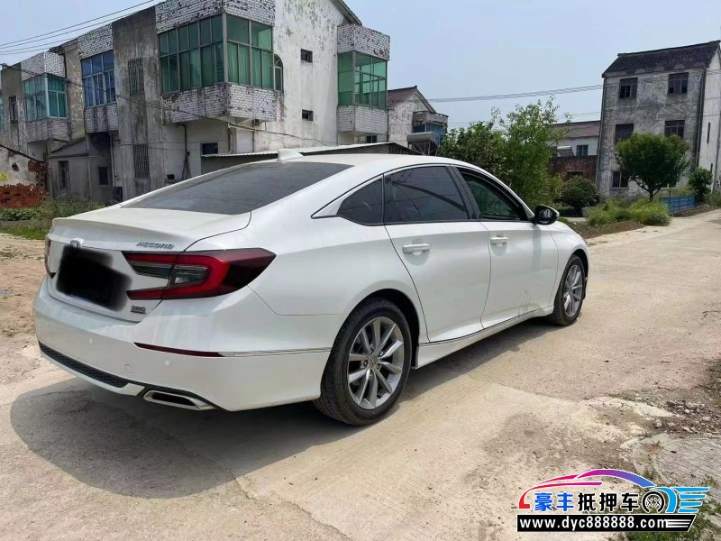 22年本田雅阁轿车抵押车出售