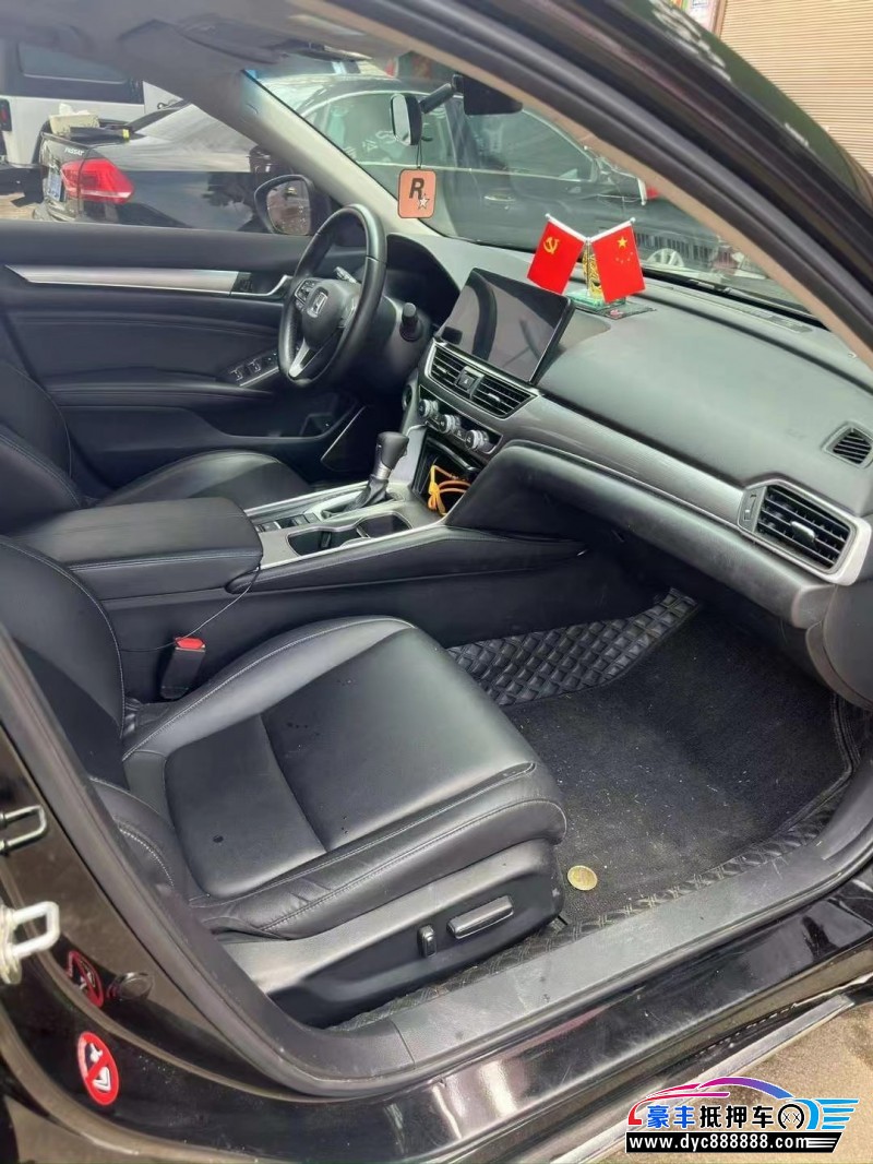 22年本田雅阁轿车抵押车出售