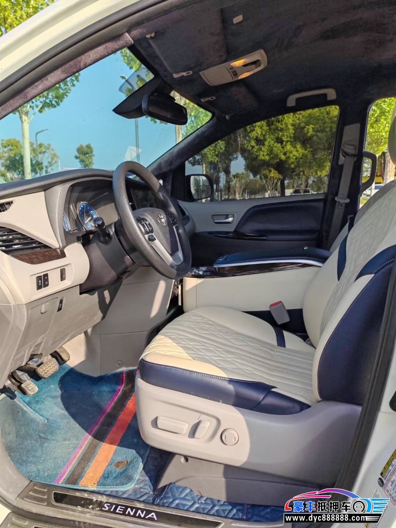 20年丰田塞纳MPV抵押车出售