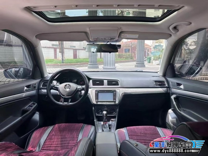 16年大众朗行轿车抵押车出售