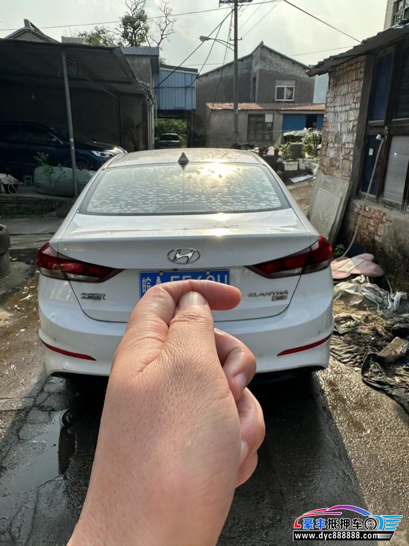 19年现代领动轿车抵押车出售