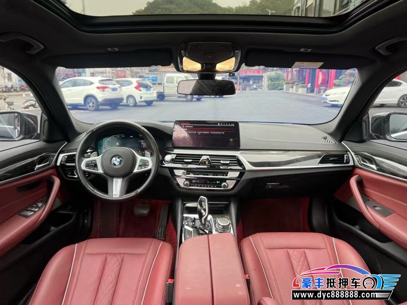 22年宝马5系轿车抵押车出售