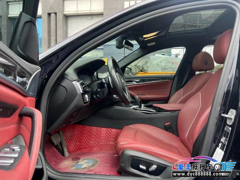 22年宝马5系轿车抵押车出售