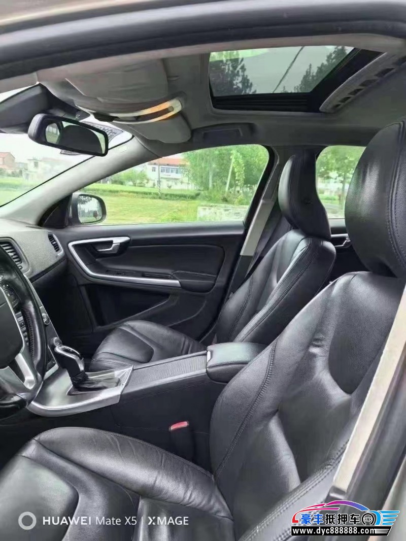 14年沃尔沃S60轿车抵押车出售