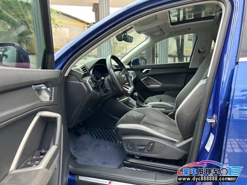 20年奥迪Q3轿车抵押车出售