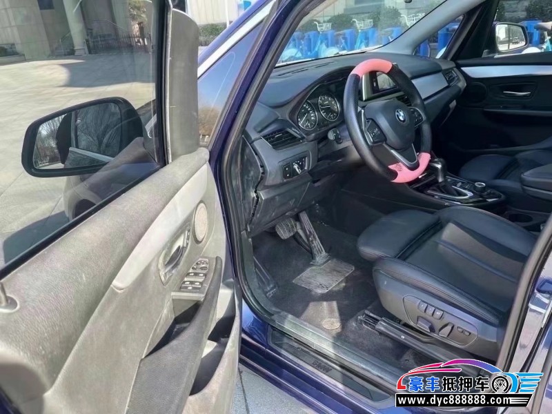 18年宝马2系轿车抵押车出售