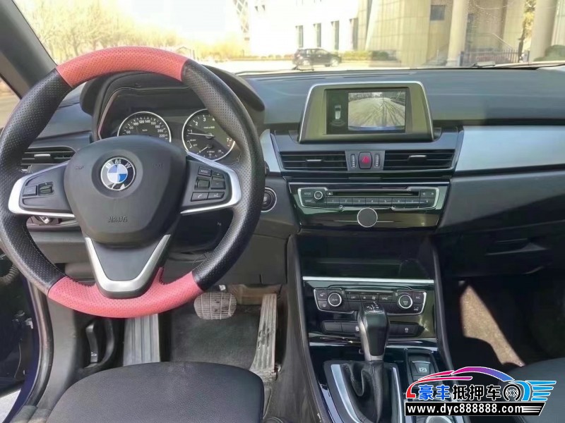 18年宝马2系轿车抵押车出售