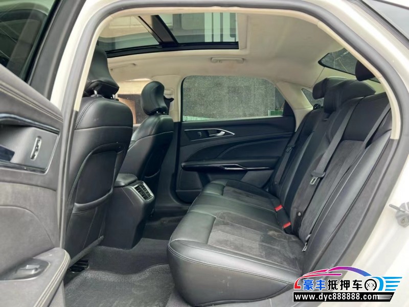 20年福特金牛座轿车抵押车出售