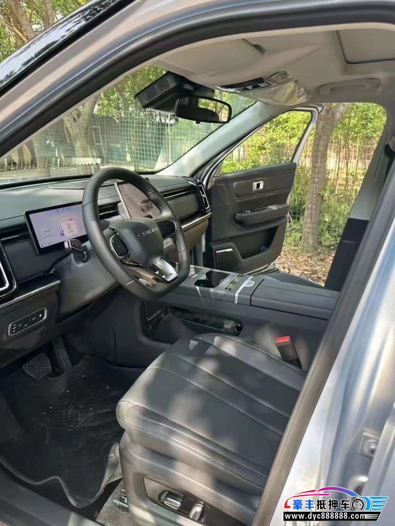 24年奇瑞探索轿车抵押车出售