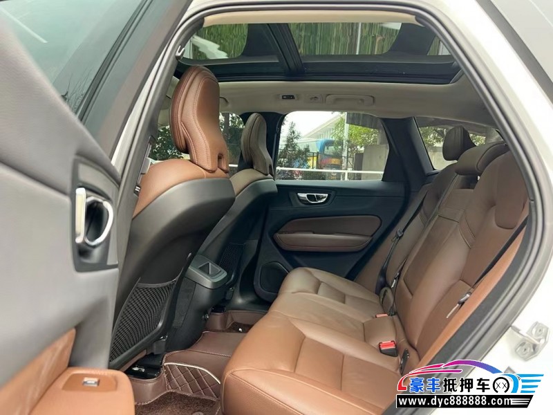 20年沃尔沃XC60轿车抵押车出售