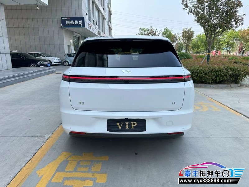 24年理想L7轿车抵押车出售