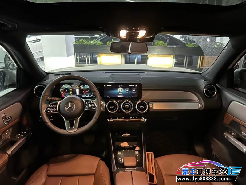 22年奔驰GLB轿车抵押车出售