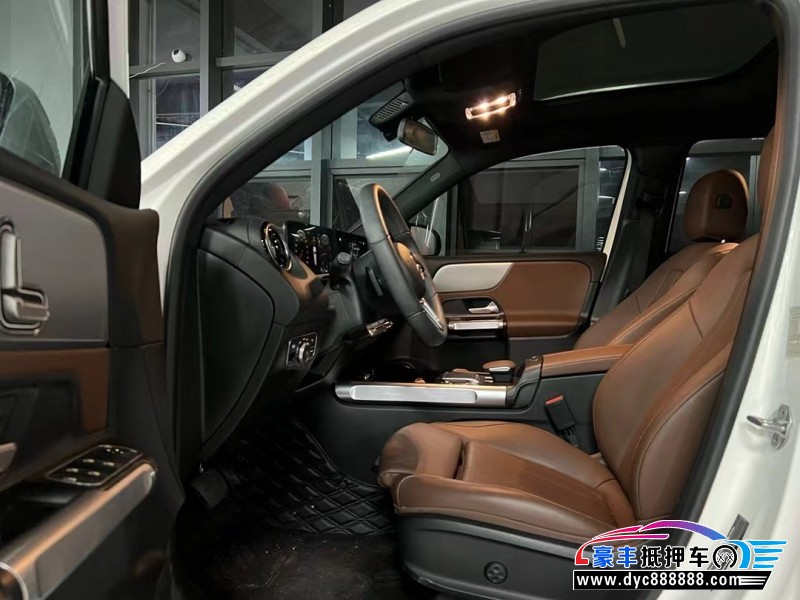 22年奔驰GLB轿车抵押车出售