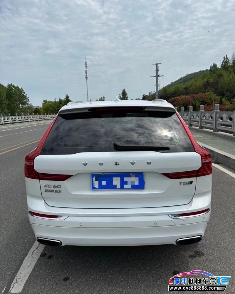 20年沃尔沃XC60轿车抵押车出售