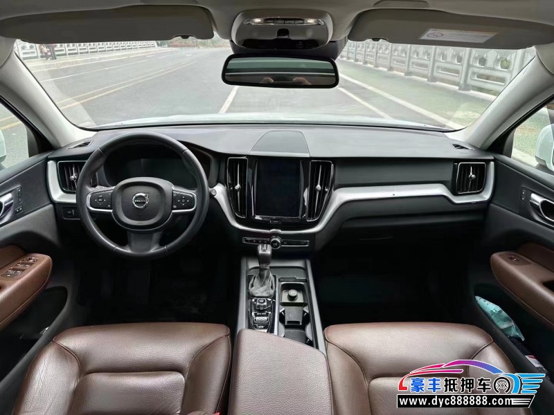 20年沃尔沃XC60轿车抵押车出售