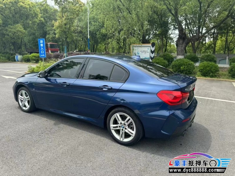 21年宝马1系轿车抵押车出售