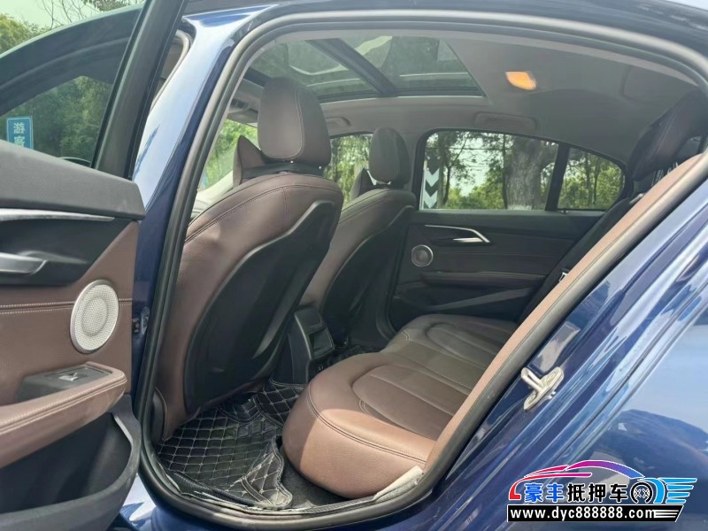 21年宝马1系轿车抵押车出售