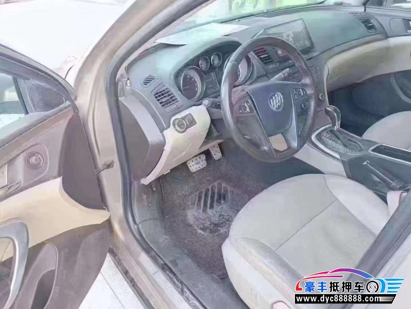 11年别克君威轿车抵押车出售