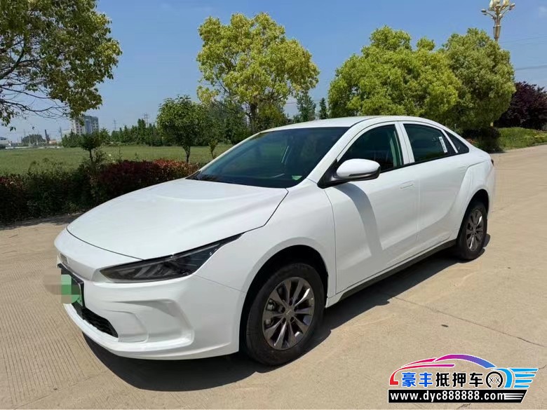 24年吉利几何轿车抵押车出售