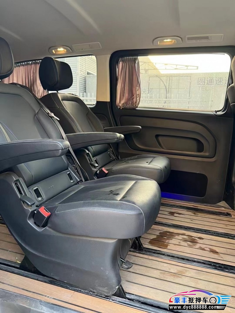 20年奔驰威霆轿车抵押车出售