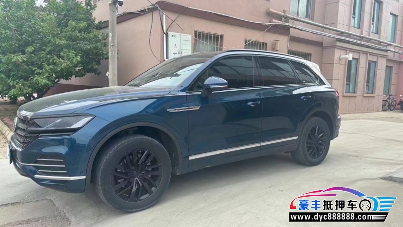 19年大众途锐轿车抵押车出售