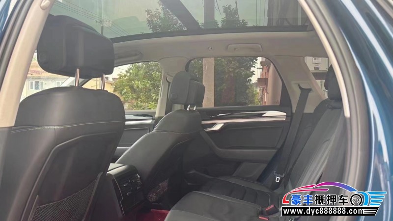 19年大众途锐轿车抵押车出售