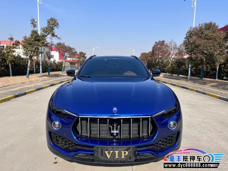 20年玛莎拉蒂莱万特轿车抵押车出售