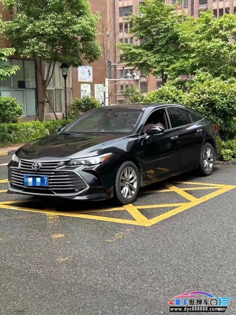 20年丰田亚洲龙轿车抵押车出售