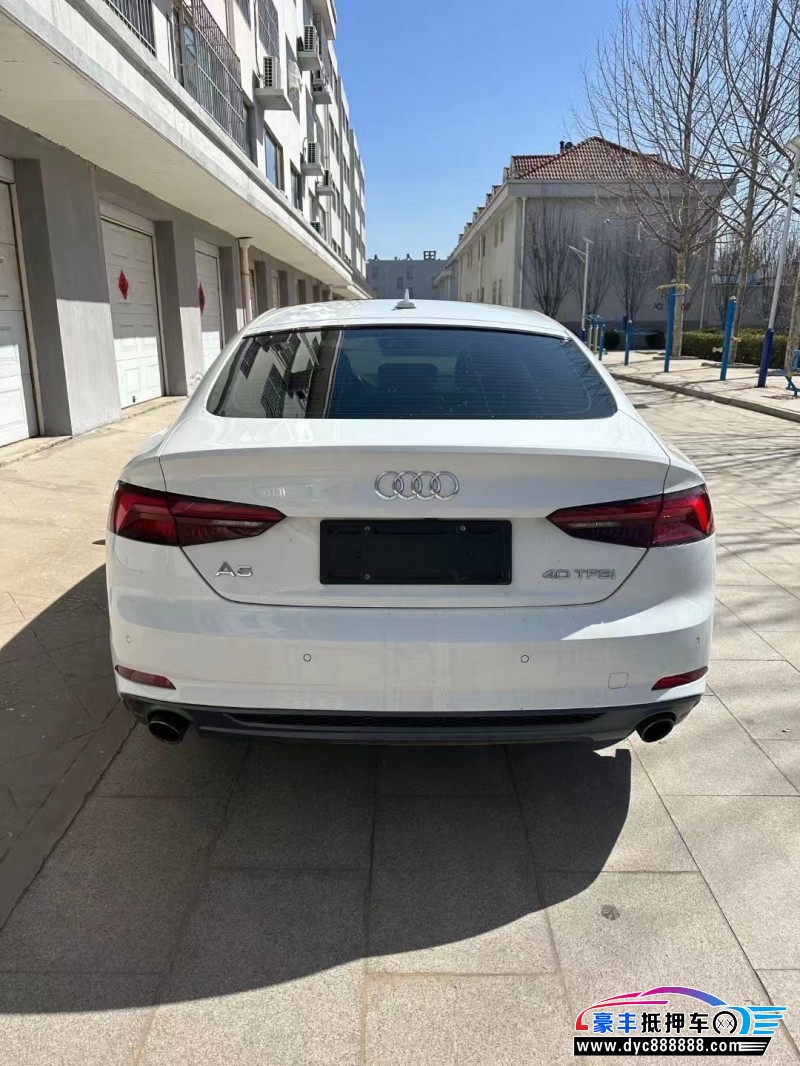 19年奥迪A5轿车抵押车出售
