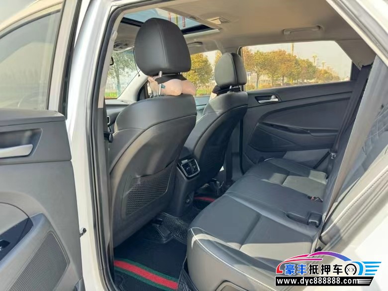 20年现代途胜SUV抵押车出售