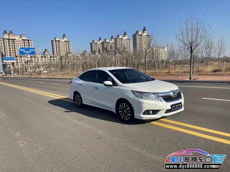 13年本田凌派轿车抵押车出售