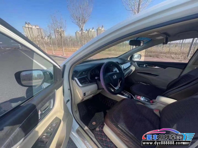13年本田凌派轿车抵押车出售