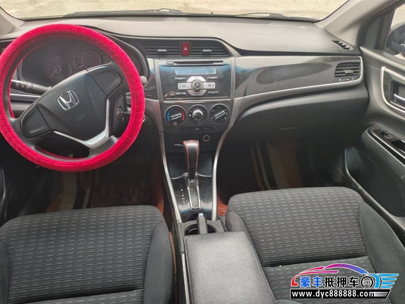15年本田凌派轿车抵押车出售