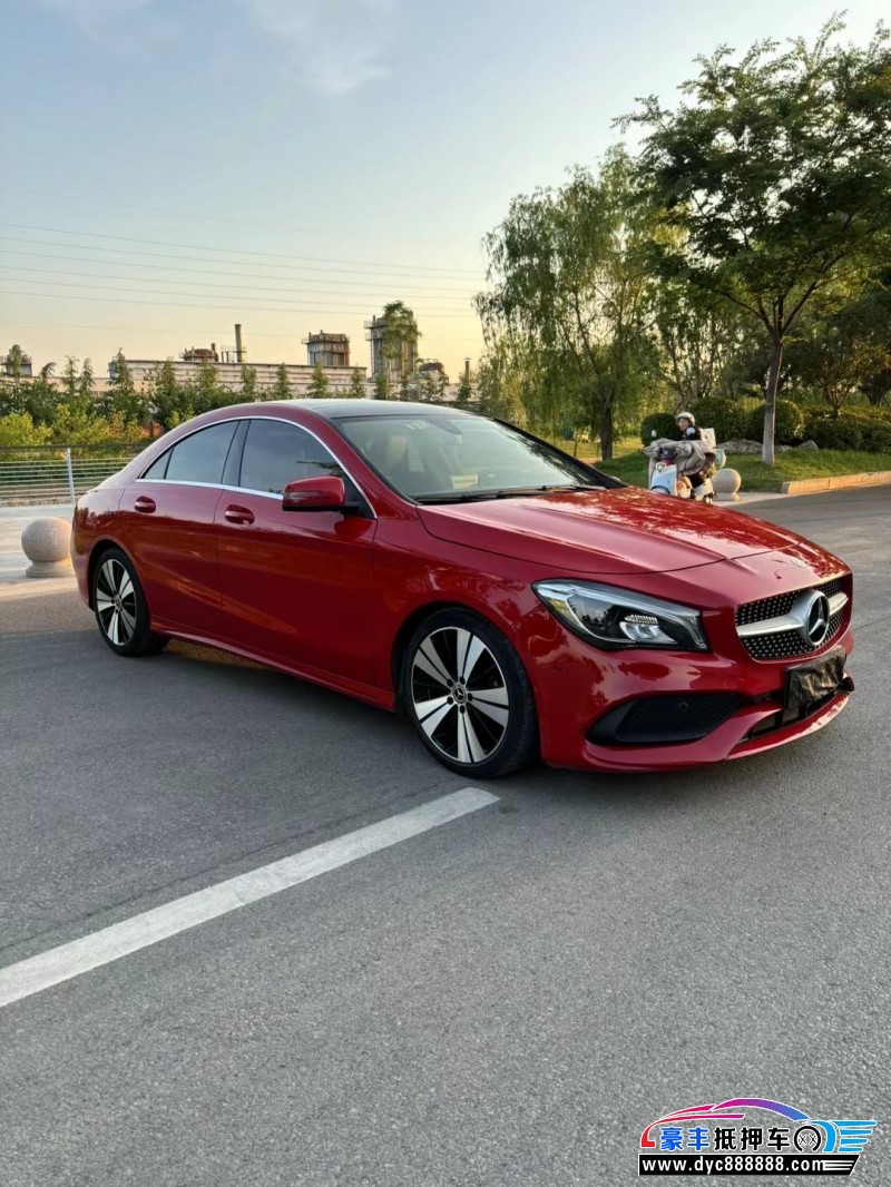 17年奔驰CLA轿车抵押车出售