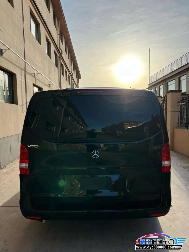 20年奔驰威霆轿车抵押车出售