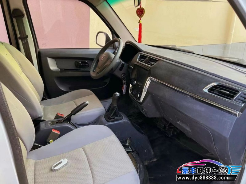 22年金杯小海狮X30轿车抵押车出售