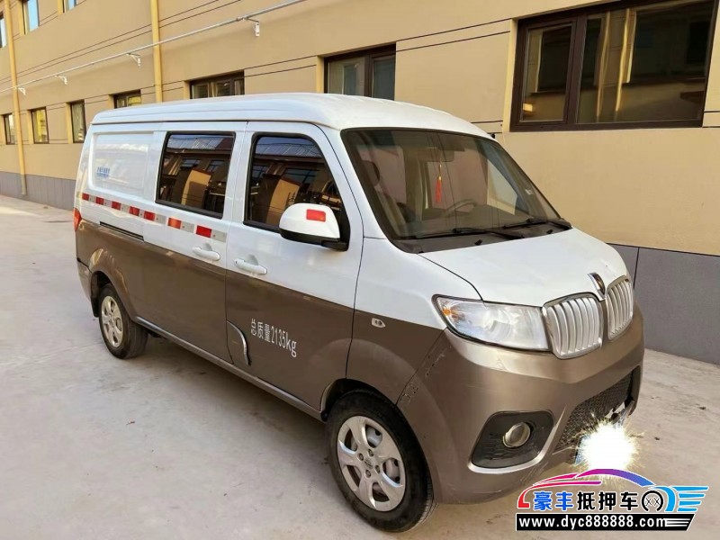 22年金杯小海狮X30轿车抵押车出售