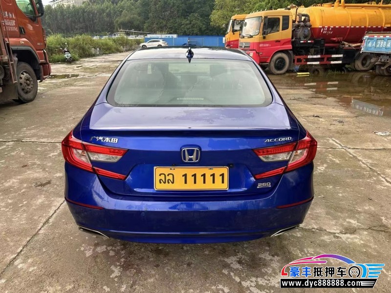 16年本田雅阁轿车抵押车出售