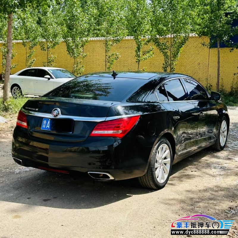 14年别克君越轿车抵押车出售