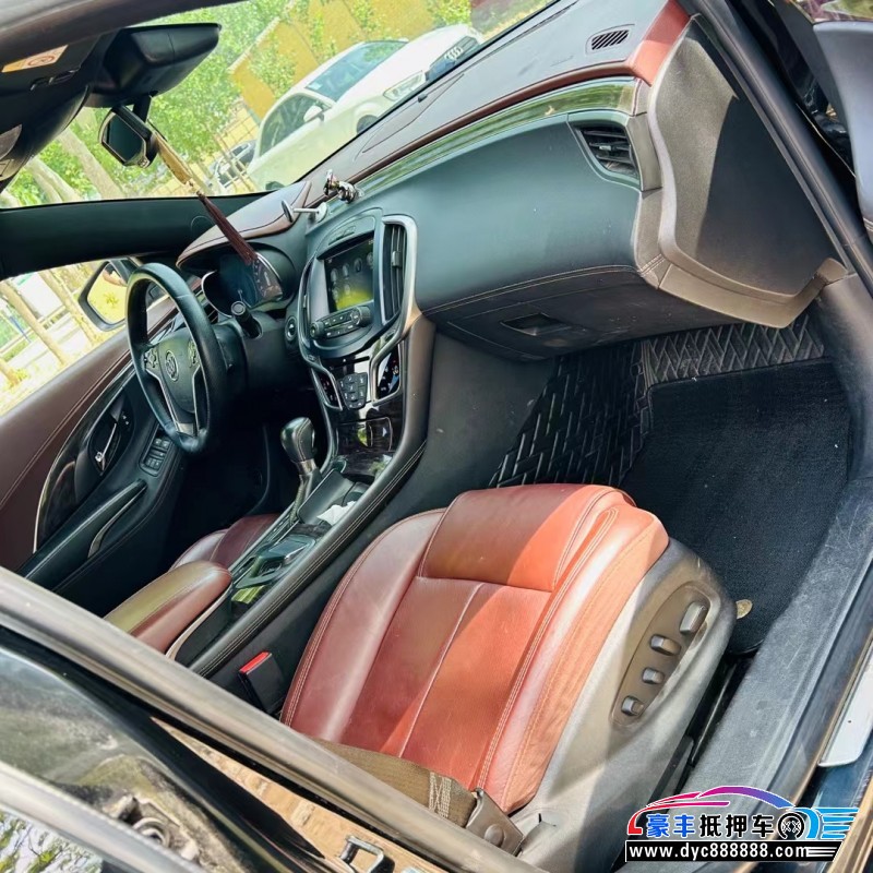 14年别克君越轿车抵押车出售