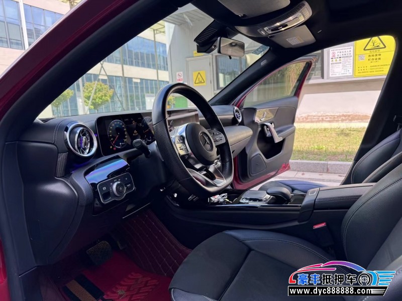 20年奔驰A轿车抵押车出售