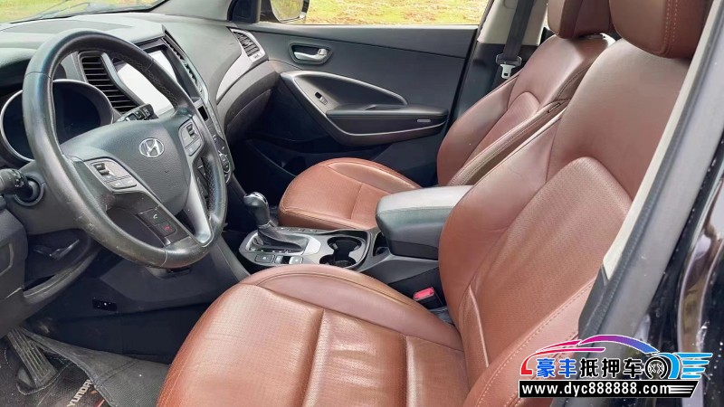 14年现代途胜轿车抵押车出售