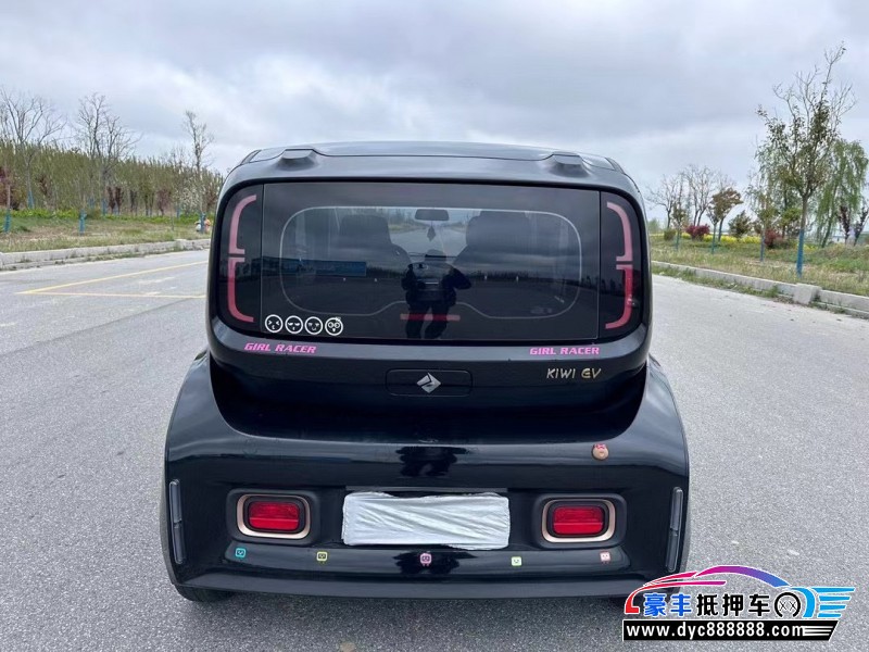 22年宝骏kiwi ev轿车抵押车出售