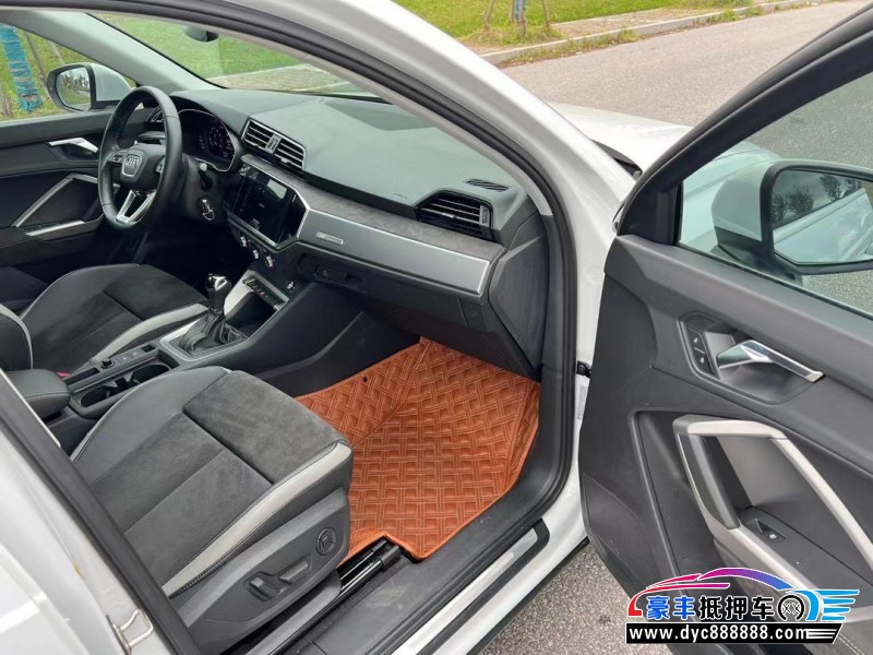 20年奥迪Q3轿车抵押车出售