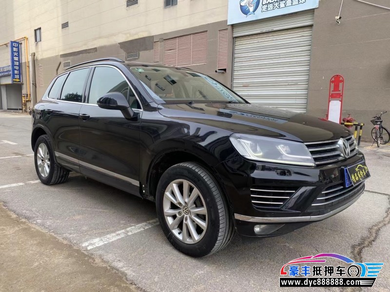 16年大众途锐SUV抵押车出售