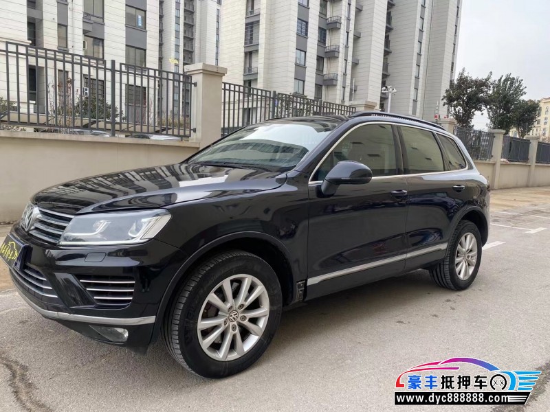 16年大众途锐SUV抵押车出售