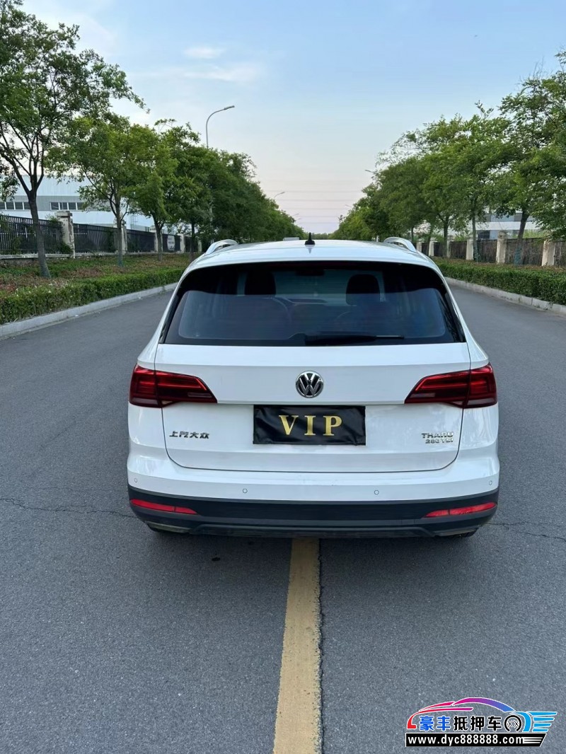 20年大众途岳轿车抵押车出售